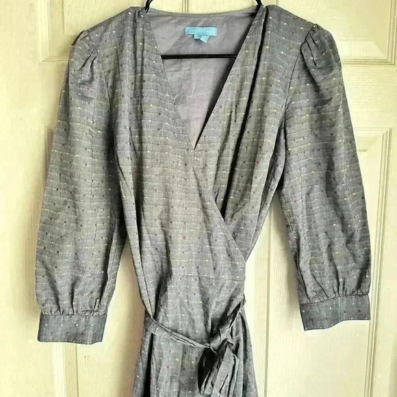 Draper James Chambray Denim Polka Dot True Wrap Dress Size 6 Preppy Midi - Picture 4 of 8